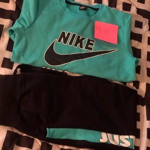 Boys Nike outfit.
